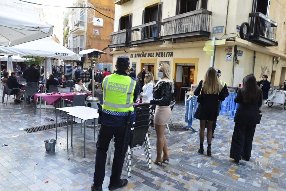 Ambiente festivo en Cartagena el último día del año