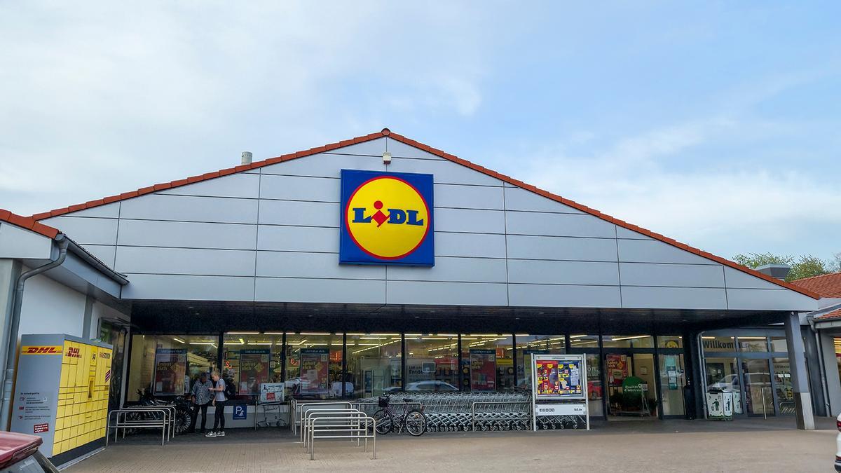 Nervios en Lidl por conseguir, antes de que se agote, la nueva bandeja de bambú en escalera para servir