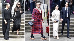 De izquierda a derecha: Mar Jacobs y Victoria Beckham; Helena Bonham Carter; Susie Bick y Nick Kave, a su llegada al funeral en la catedral de Londres.