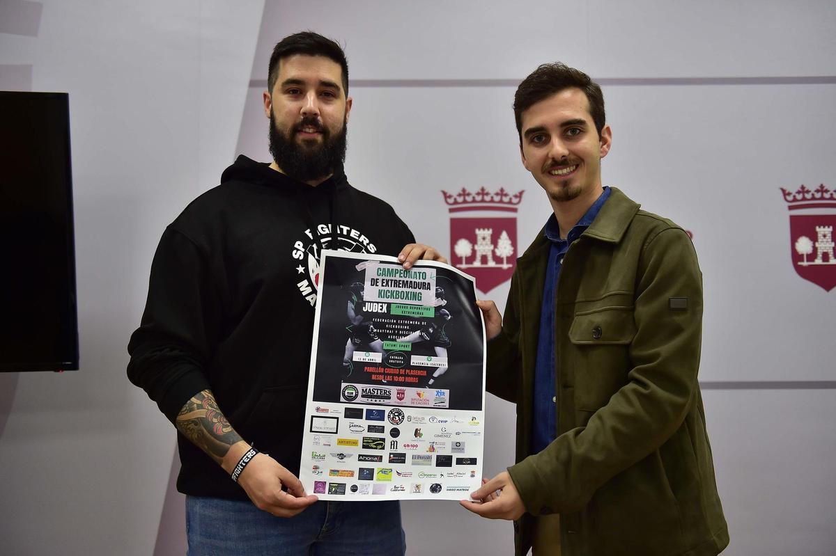 El Campeonato de Extremadura de 'kickboxing' regresa a Plasencia con más participantes y presencia local.