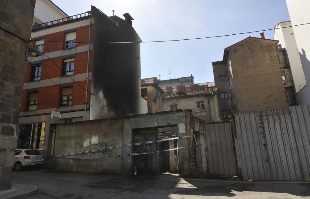 El incendio en un bazar chino en Pola de Lena