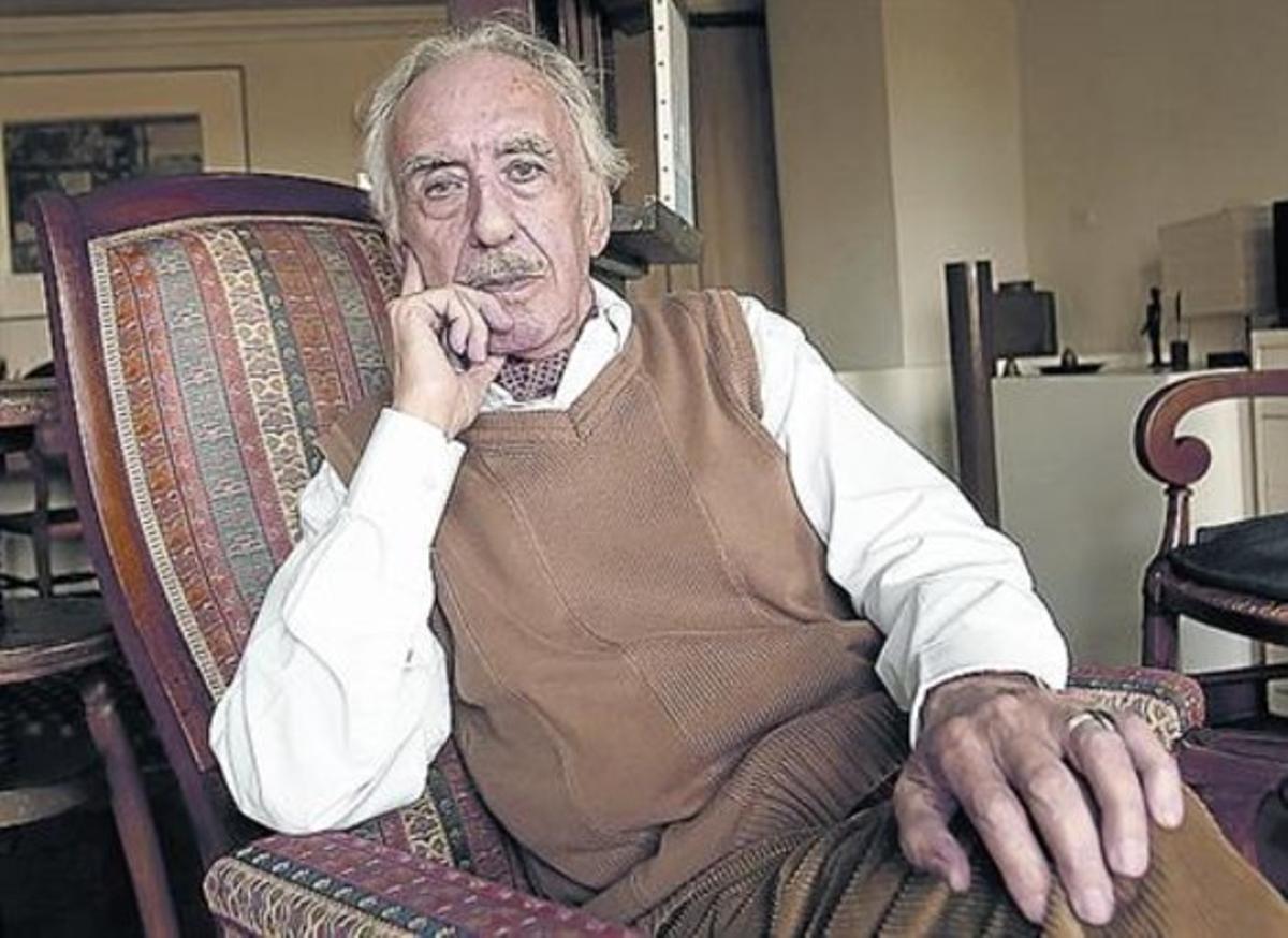 Xavier Valls, a casa seva, a París, a principis del 2006.