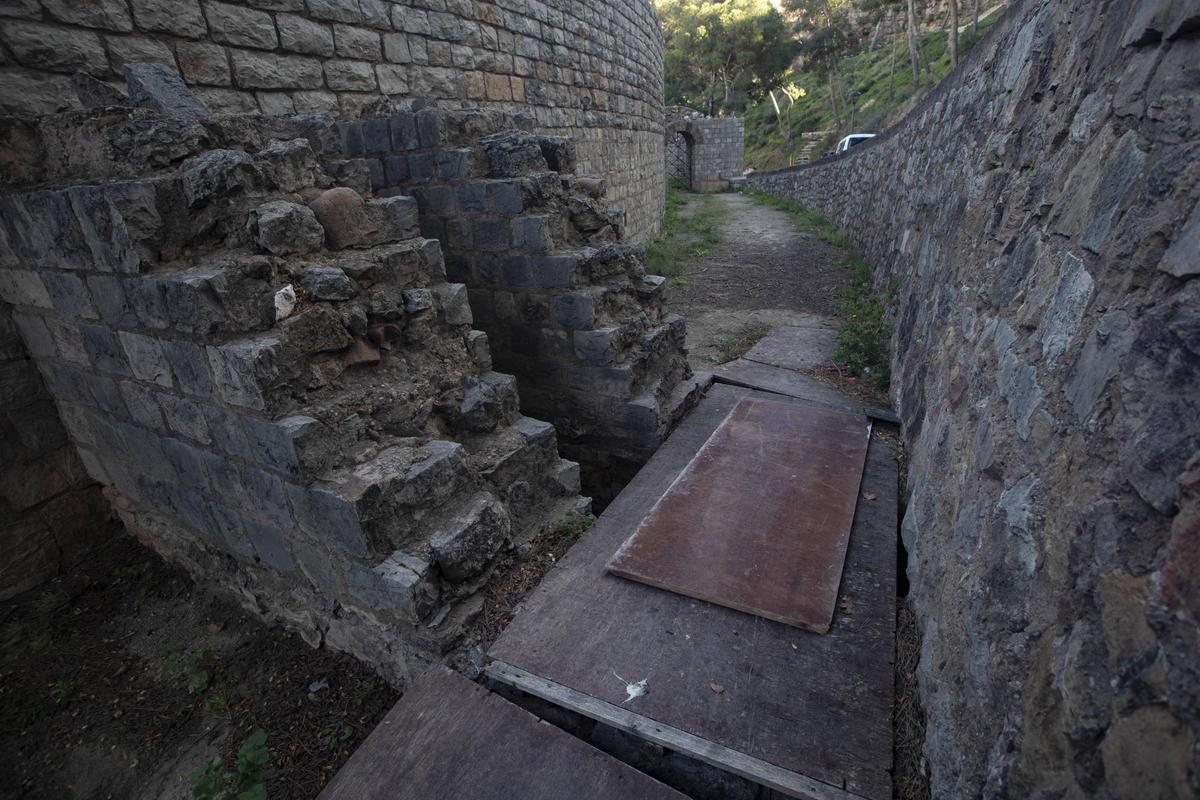Salida de emergencia del Teatro Romano.