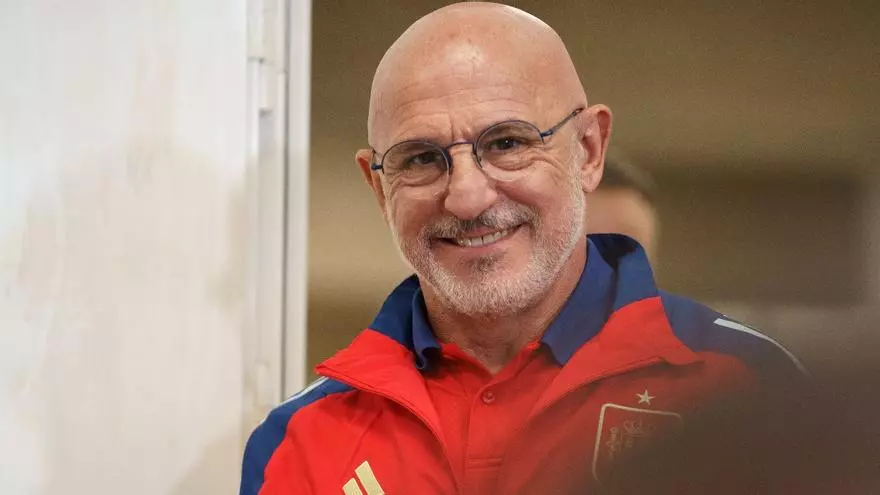 De la Fuente, en titulares: "Es un orgullo dirigir a esta selección"