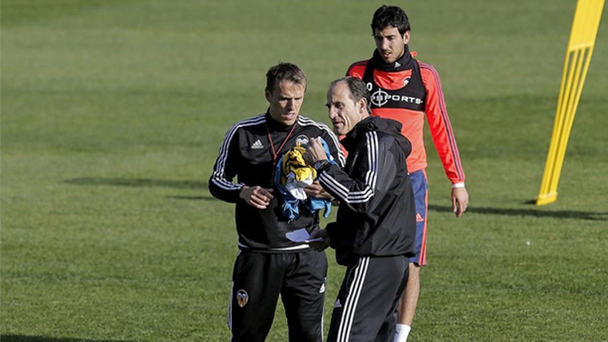 &quot;Voro&quot;, entrenador momentáneo del Valencia, durante un entrenamiento