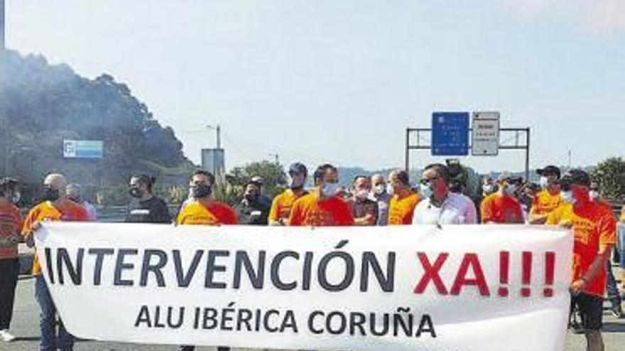 Protesta de trabajadores de Alu Ibérica.