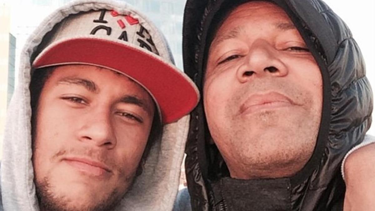 Neymar con su padre.