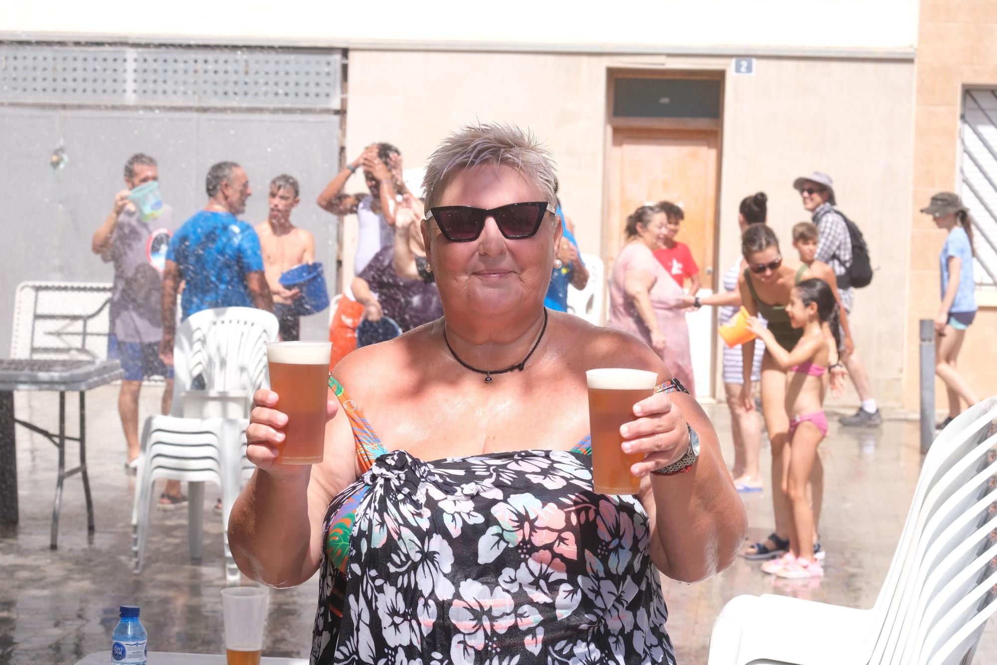 Así ha sido la tradicional "banyà" de las fiestas de San Roque