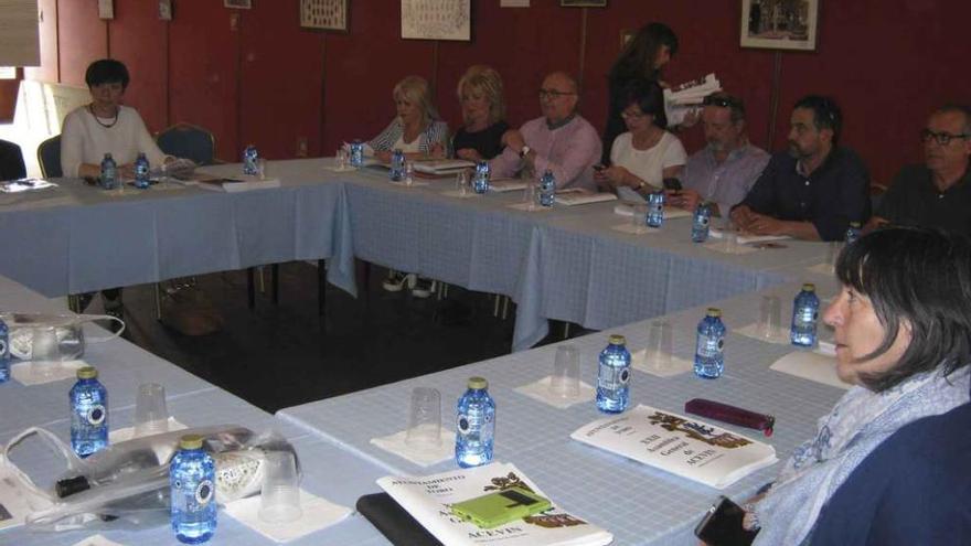 Asistentes a la asamblea general de Acevin durante el encuentro celebrado en Toro. Foto