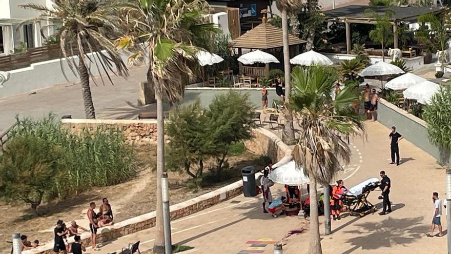 Muere un hombre apuñalado con una botella rota en Ibiza