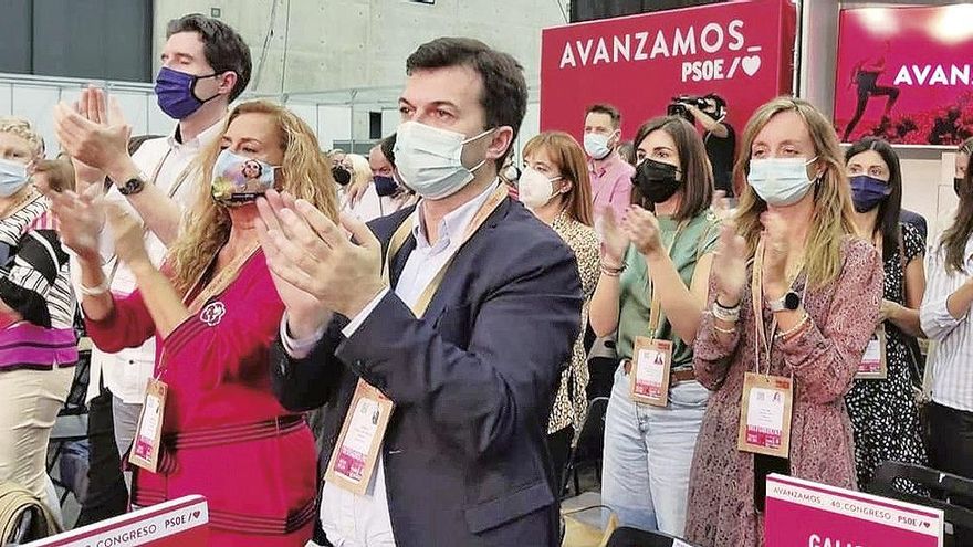 El líder del PSdeG, Gonzalo Caballero, en el congreso.
