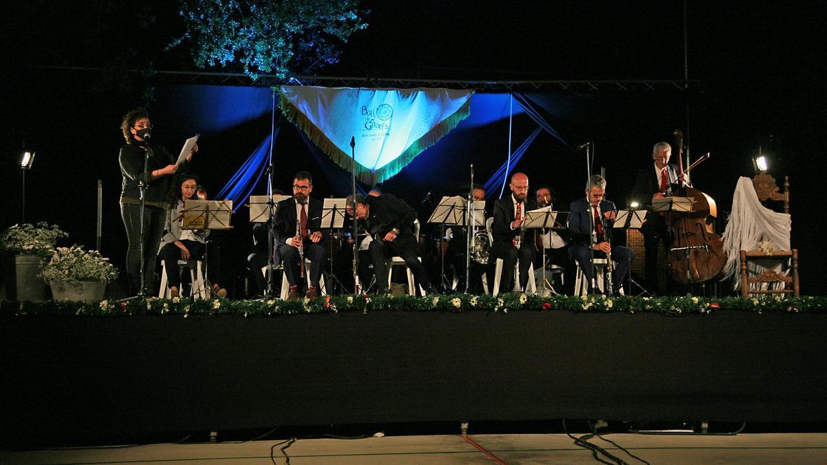 Un moment del concert de dissabte al vespre al pati de l’escola Sant Vicenç