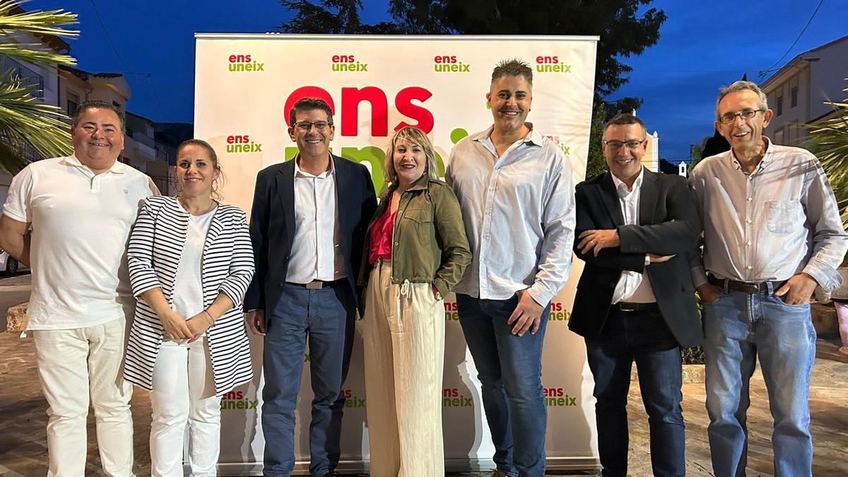 Candidatos de Ens Uneix en los diferentes municipios.