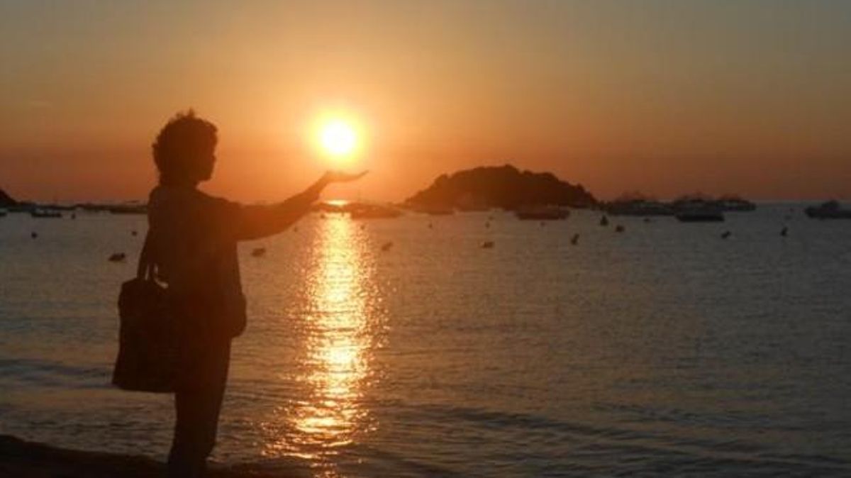 Aguantant el sol.