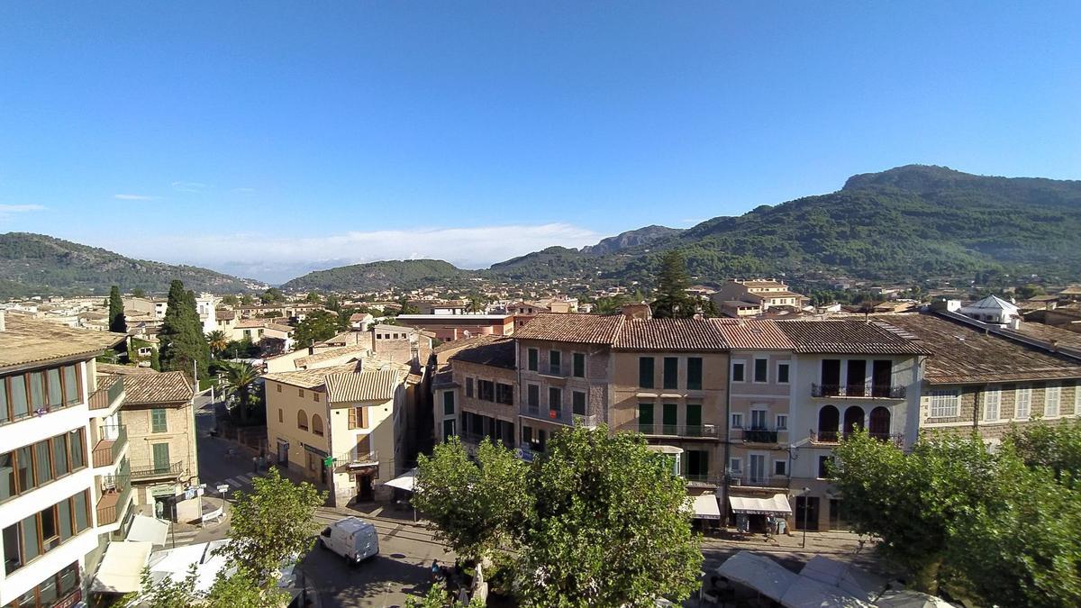 Vista del centro histórico de Sóller.