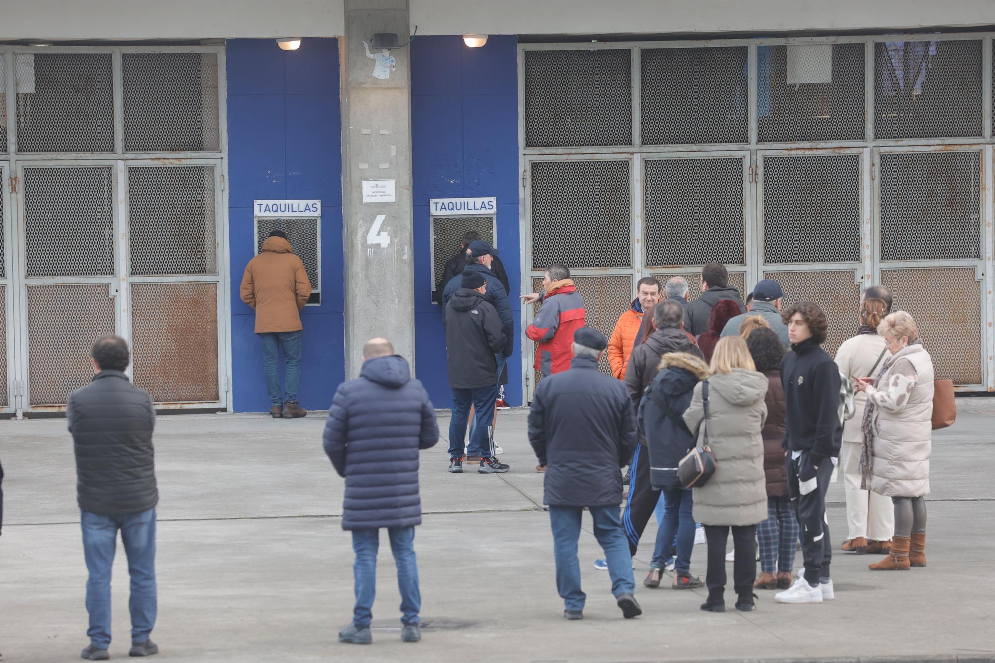 EN IMÁGENES: colas en el Tartiere para comprar entradas de Copa