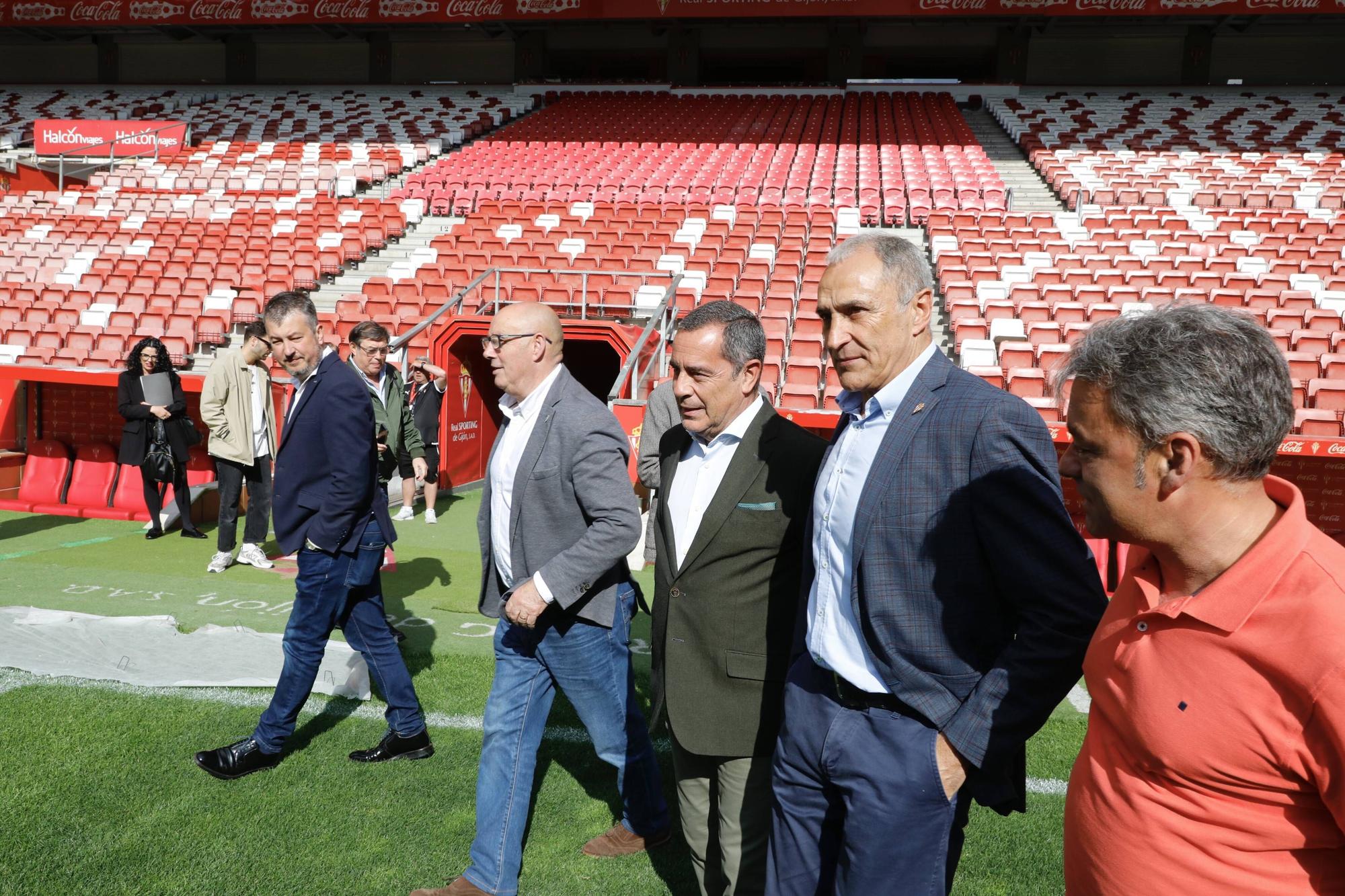 En imágenes: Así fue la visita de los técnicos de la Federación Española y portuguesa de Fútbol a El Molinón