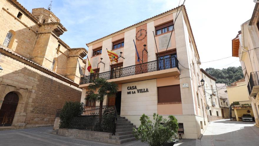 Dimiten dos concejalas del PSOE en el Ayuntamiento de Andorra (Teruel)