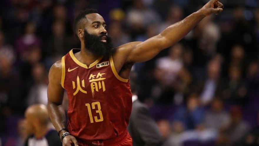 Harden sigue en plan histórico y ya iguala a Michael Jordan