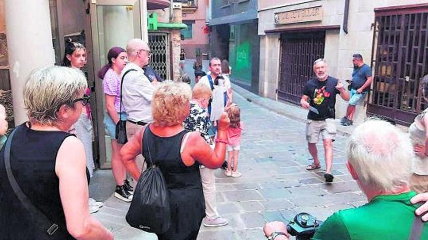 Berga mostra els «Espais de Patum» en una visita guiada | M. FREIXA