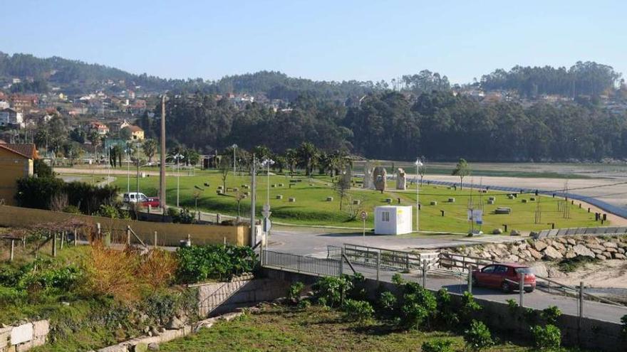 Vista de A Seca con el parque de A Memoria y El Riacho. // Gustavo Santos