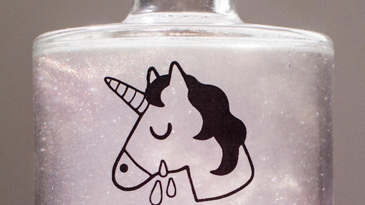 botella ginebra lágrimas de unicornio