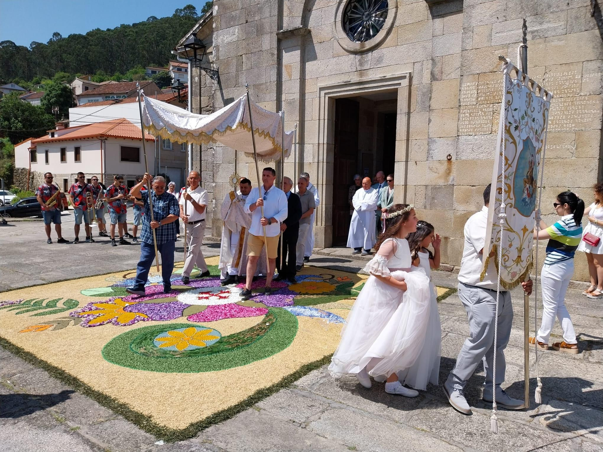 La fiesta de las alfombras florales del Corpus en Bueu (III)