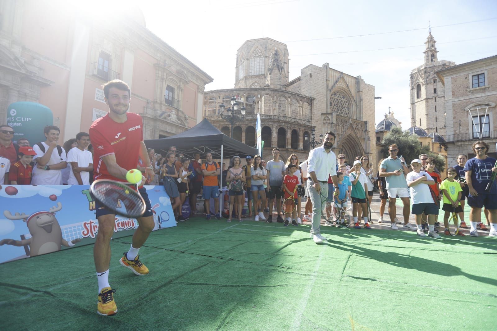 La Copa Davis ya se respira en las calles de València