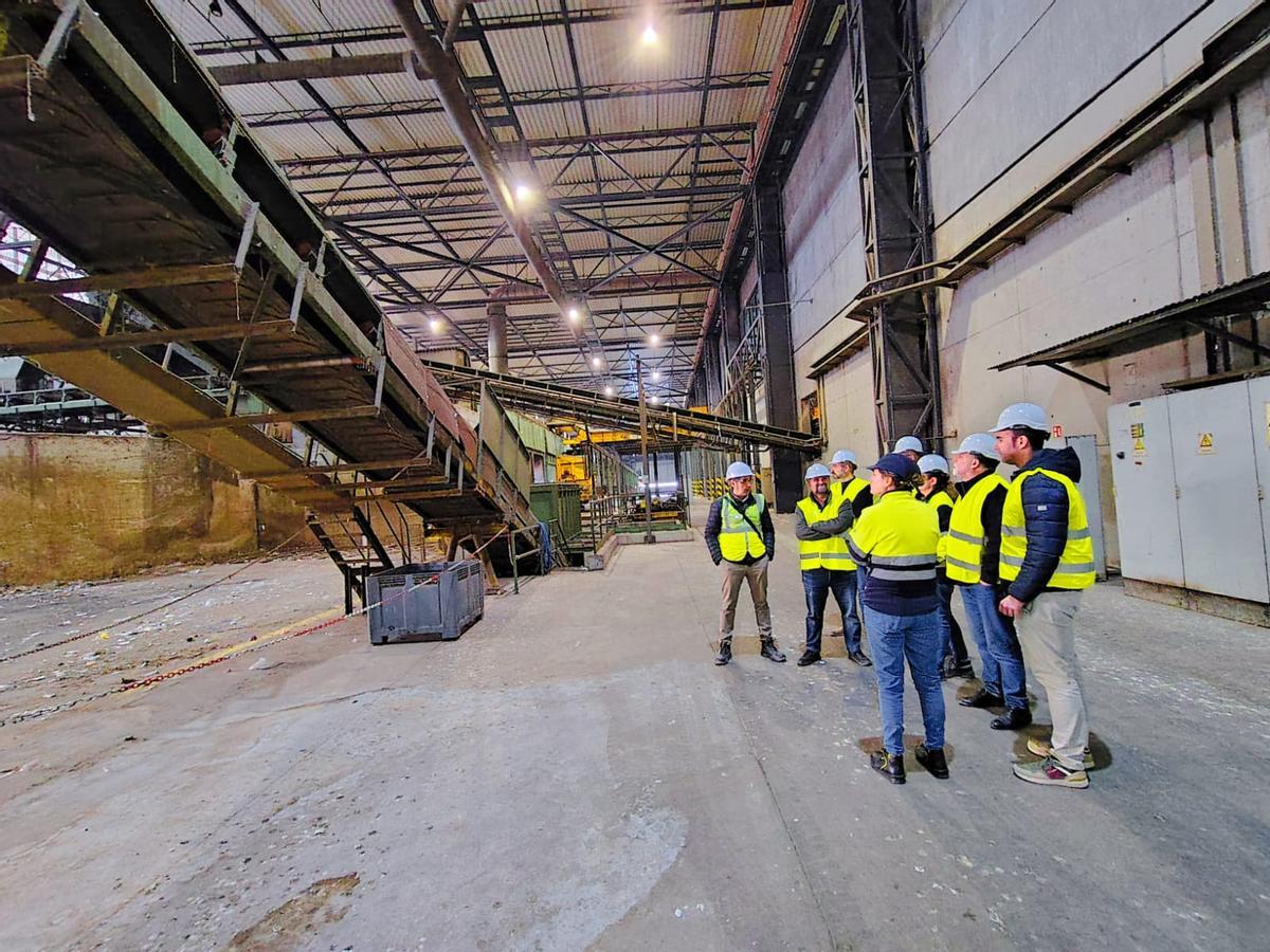 Visita a la planta de residuos de Villena Visita a la planta de residuos de Villena