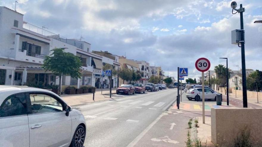 Formentera ha tenido el máximo de vehículos permitido 25 días este verano