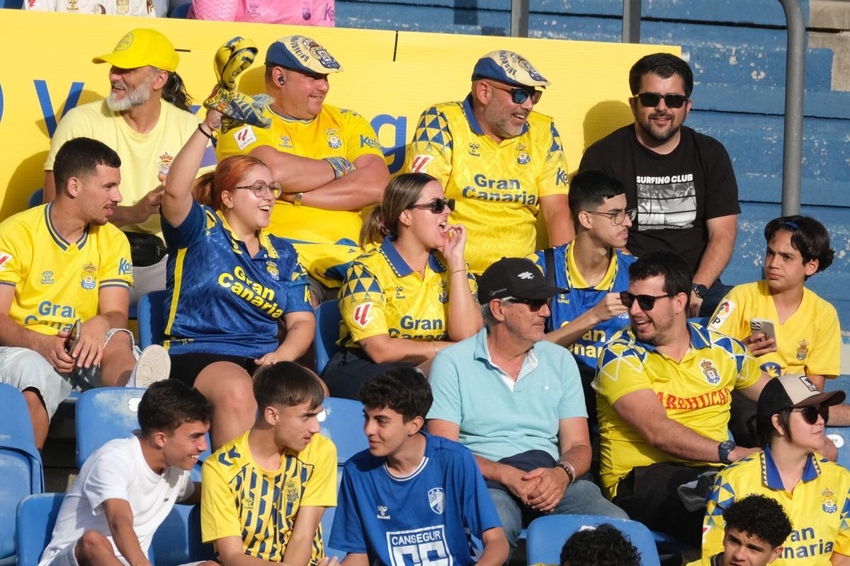 UD Las Palmas-Huesca | 05/04/2026  | 05/04/2026 | Fotógrafo: José Carlos Guerra