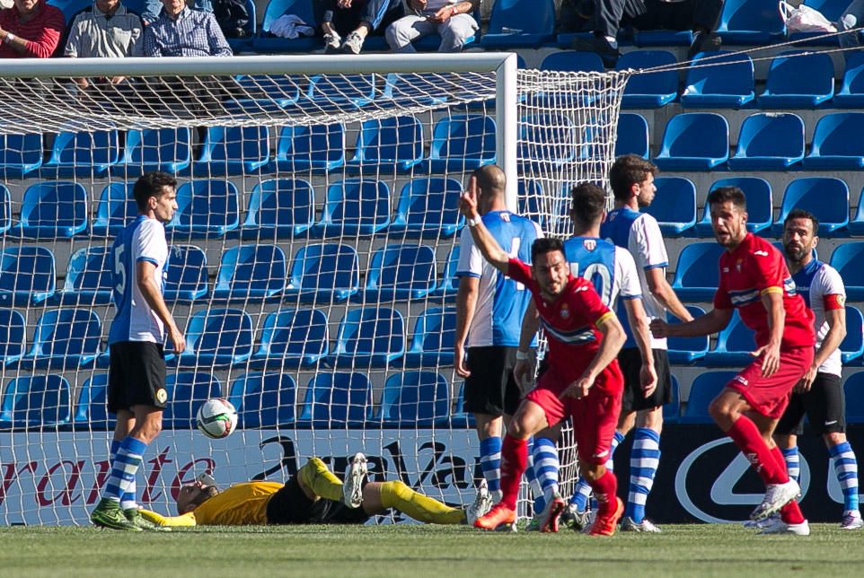 Dos goles de Chechu y una genial asistencia de Javi desatascan a un Hércules que vuelve a la promoción