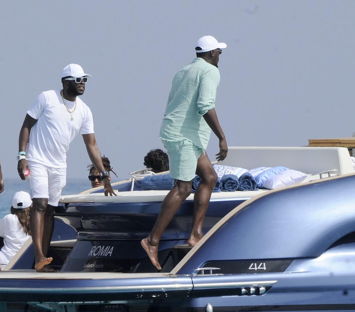 El exatleta jamaicano Usain Bolt disfruta del mar y la noche de Ibiza y Formentera