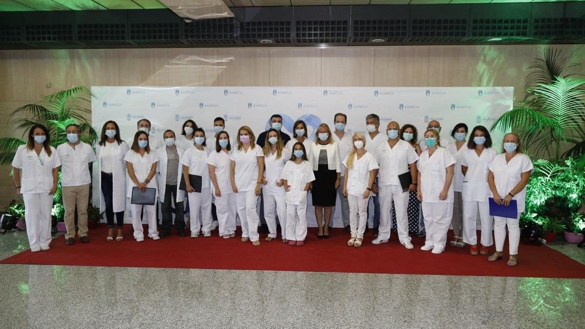 El Hospital Costa del Sol recibe el reconocimiento de la ciudad por su labor frente a la pandemia en la gala &#039;Gracias Marbella y San Pedro&#039;.