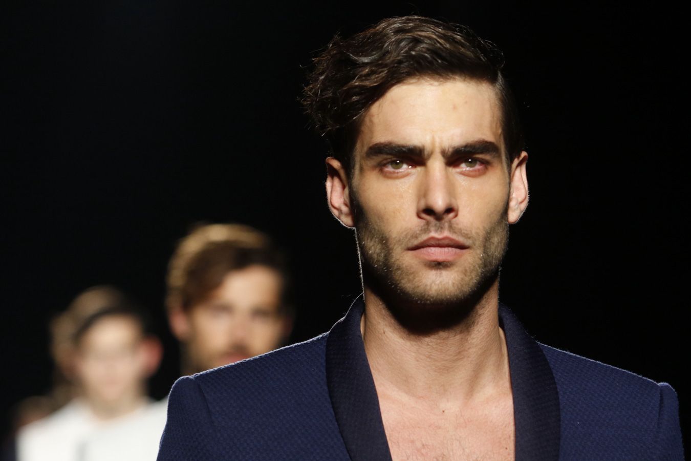 Jon Kortajarena en el desfile de Miguel Suay en 080 Barcelona