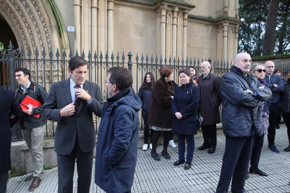 Funeral por Aurelio Menéndez