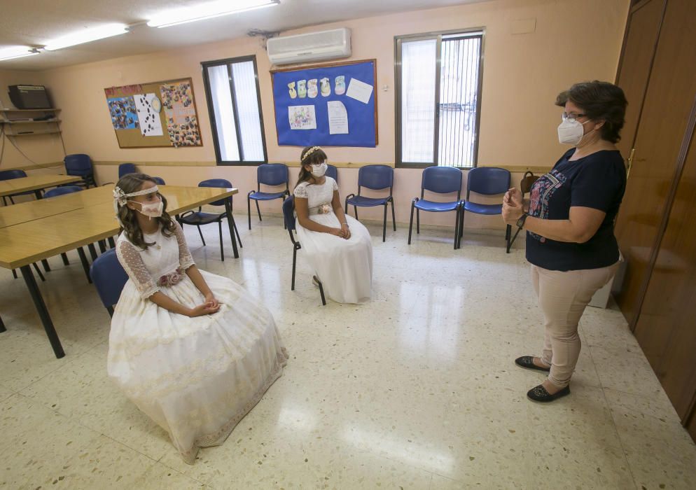 Las celebraciones más tradicionales adaptan sus ceremonias con medidas sanitarias frete al covid.