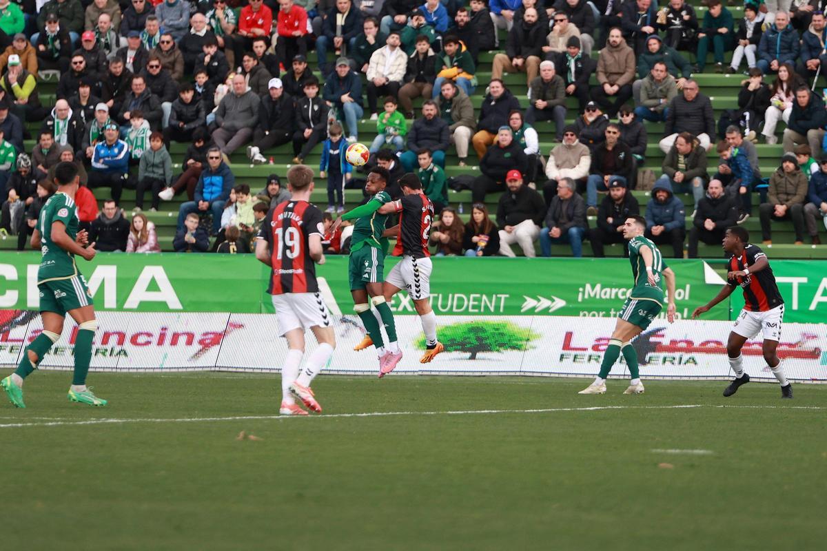 Fotogalería: las imágenes del Cacereño - Arenas Club