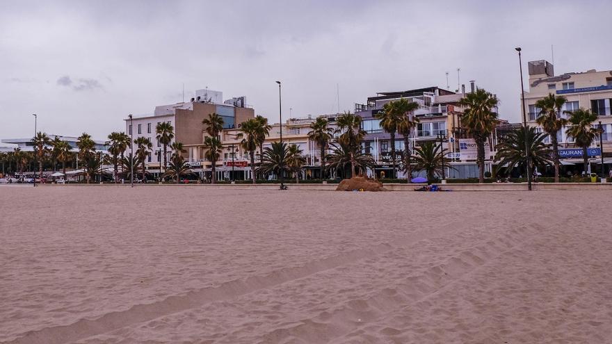 Los restaurantes del paseo de Neptuno demandan mejoras urbanísticas y más seguridad