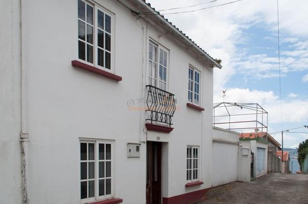 Dos casas en venta en Fene