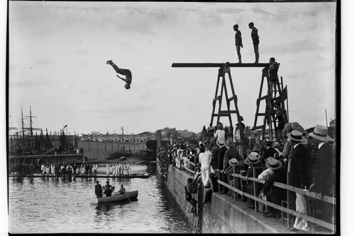 Concurs de natació del Club Natació Barcelona. Barcelona, 1913.