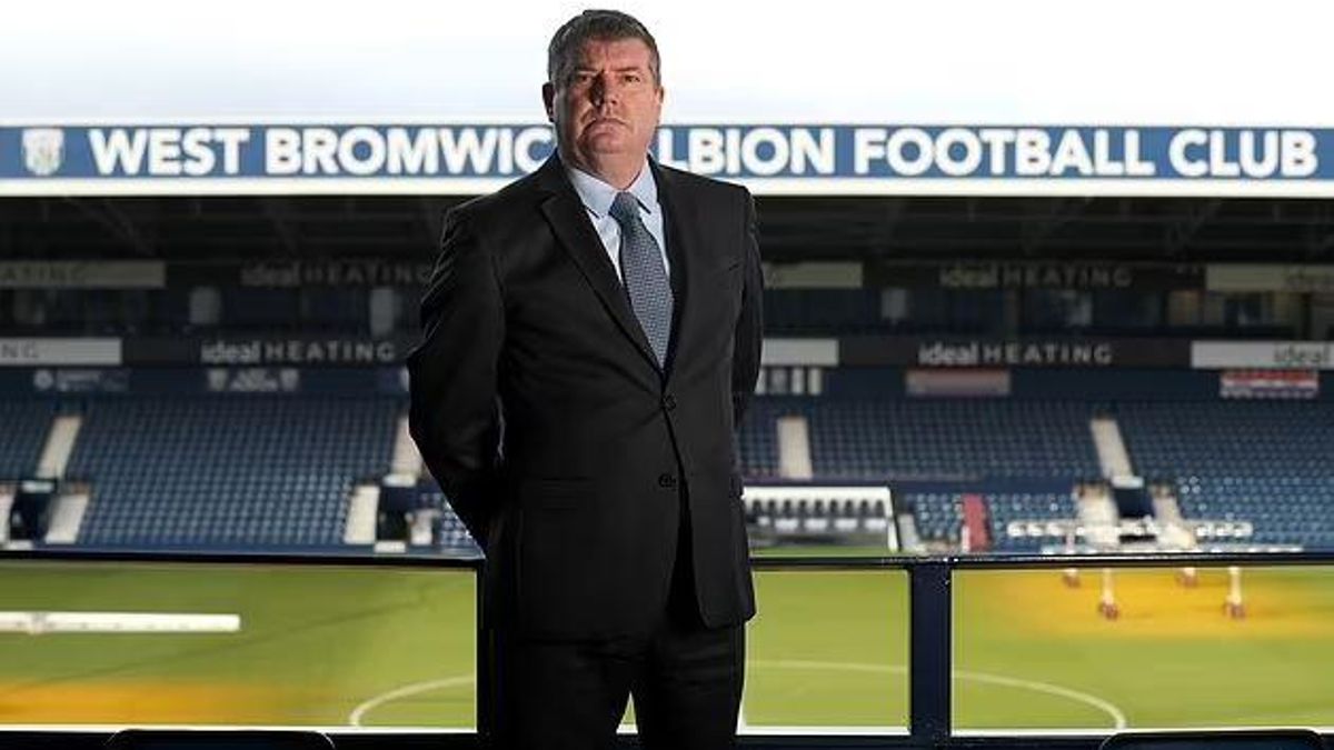 Gourlay en su etapa en el West Brom