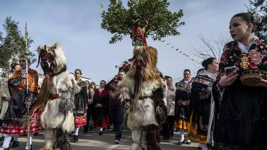 Video | Acehúche se rinde ante sus Carantoñas