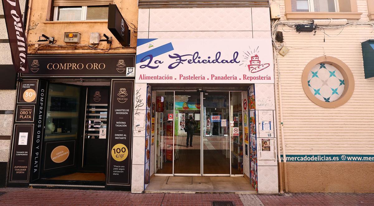 Pastelería regentada por nicaragüenses en la calle Delicias de Zaragoza.