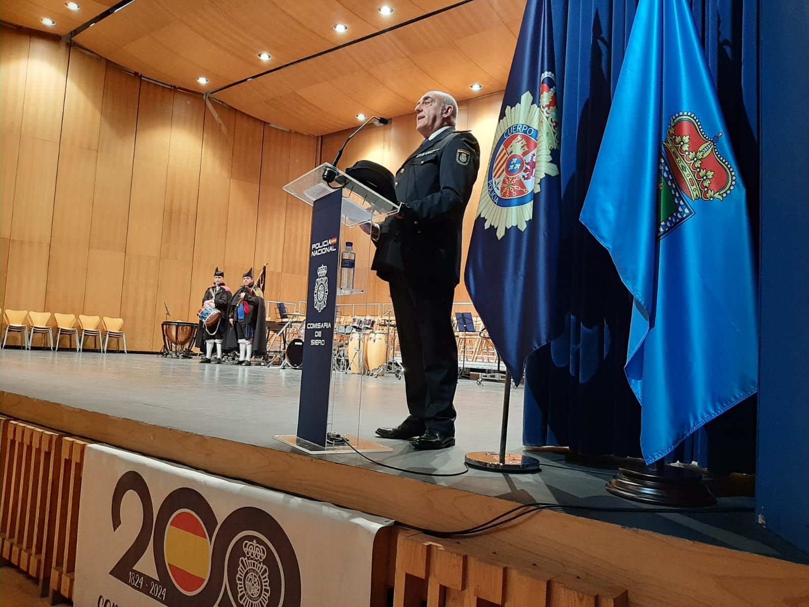 La Policía Nacional cierra su bicentenario en Siero: el acto, en imágenes