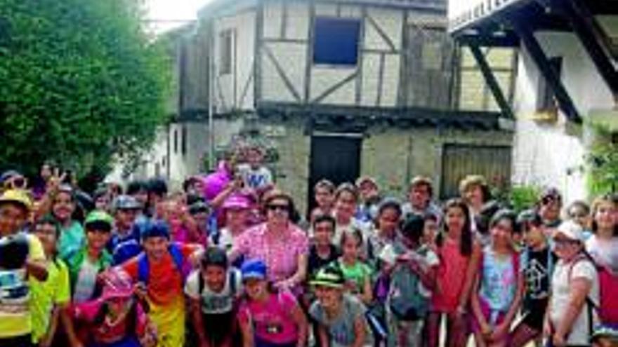 Un proyecto une a niños canarios y del colegio Miralvalle