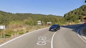 Mor un ciclista a Tossa de Mar després de caure i ser arrossegat per un autocar