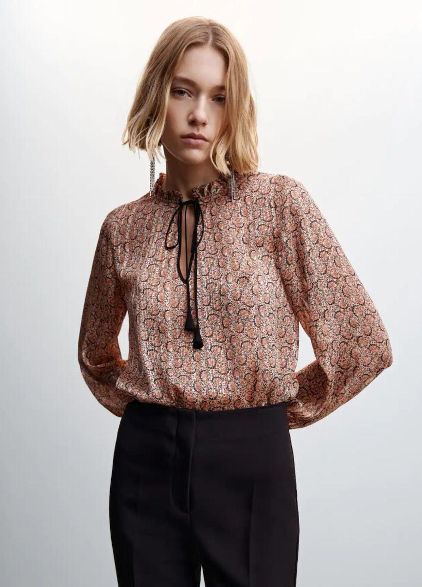 Blusa estampada de Mango.jpg