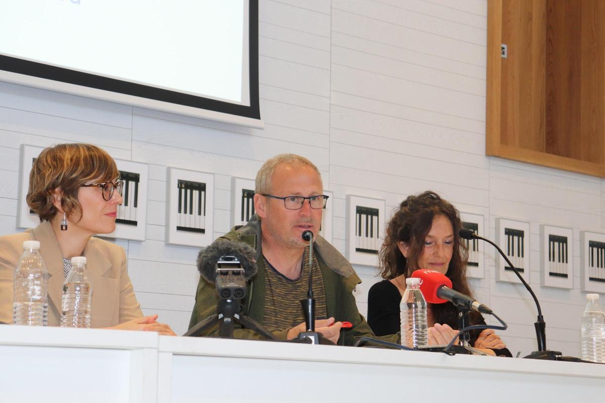 Ana Jiménez, Carlos Casteleira y Lourdes Germain .