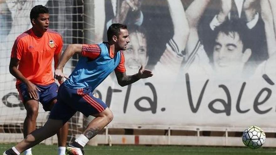 Alcácer, en el entrenamiento de hoy.